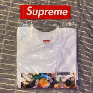 Supreme Pills Tee Size Medium